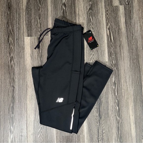 New Balance Athletic Leggings - Picture 2 of 3